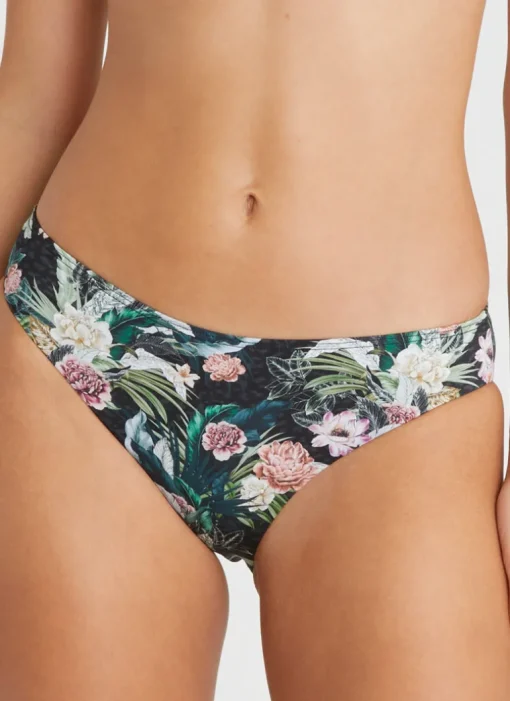 Lisanthus Charlize Classic Pant