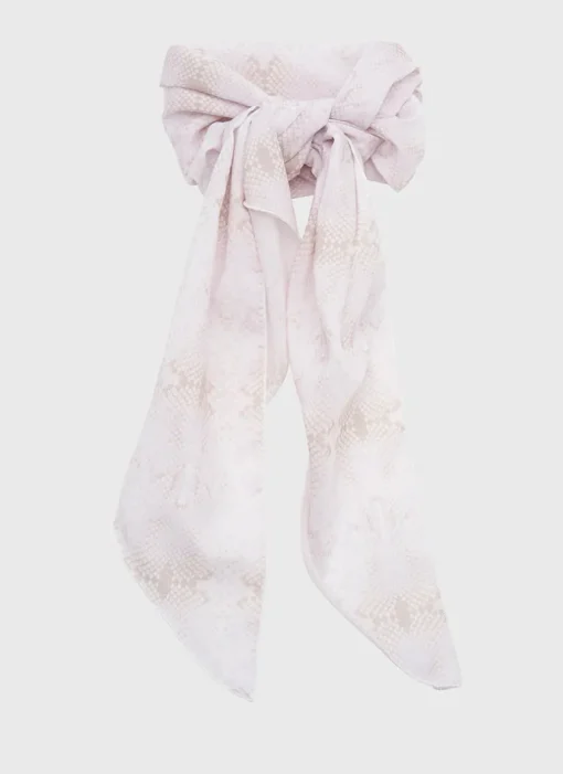 Serpentine Scarf